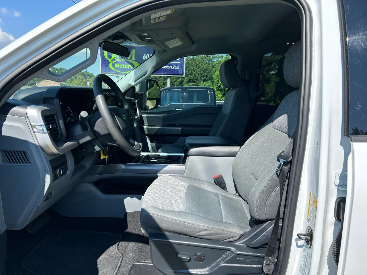 Ford Super Duty F-250 SRW King Ranch 4WD Crew Cab 8' Box 2025