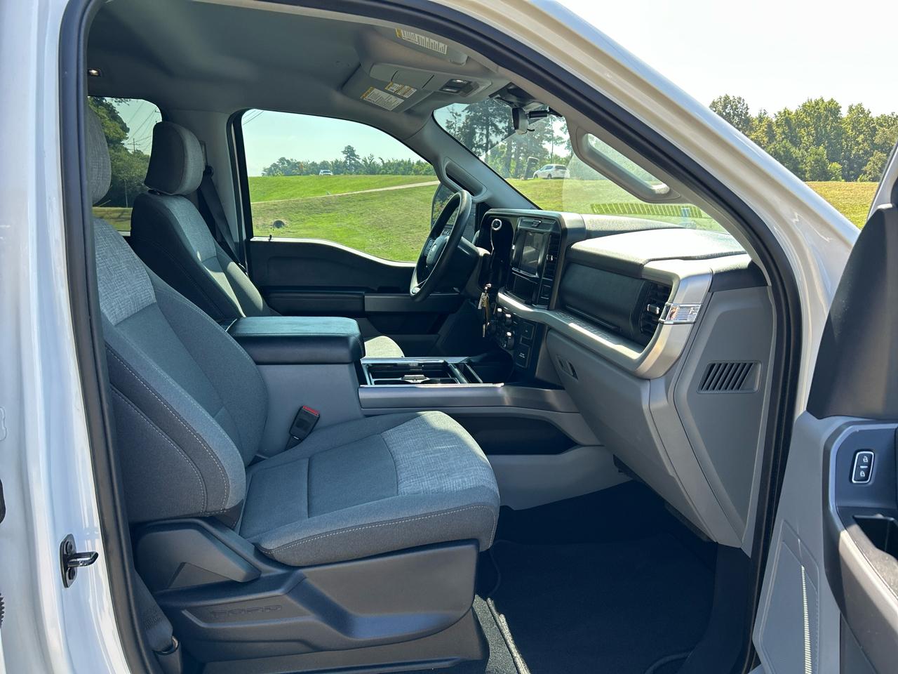 Ford Super Duty F-250 SRW King Ranch 4WD Crew Cab 8' Box 2025