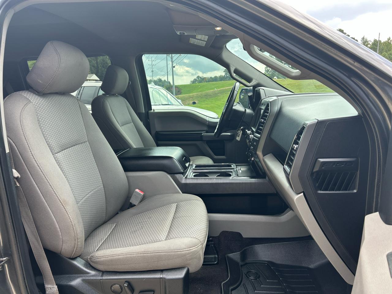 Ford F-150 2WD Reg Cab 126" XLT 2020