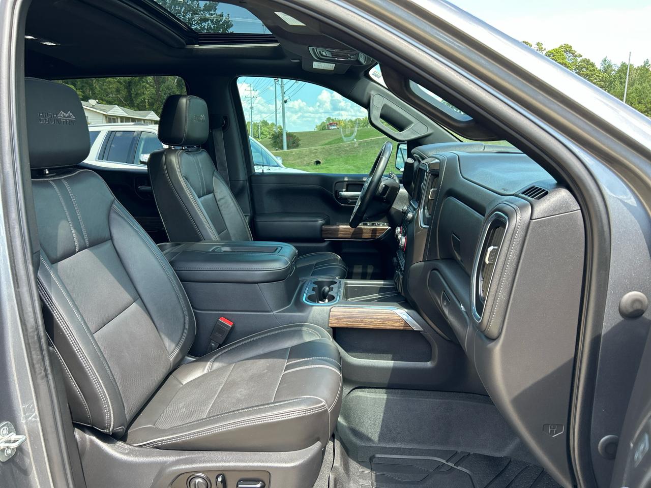 Chevrolet Silverado 1500 4WD Crew Cab 147" High Country 2021