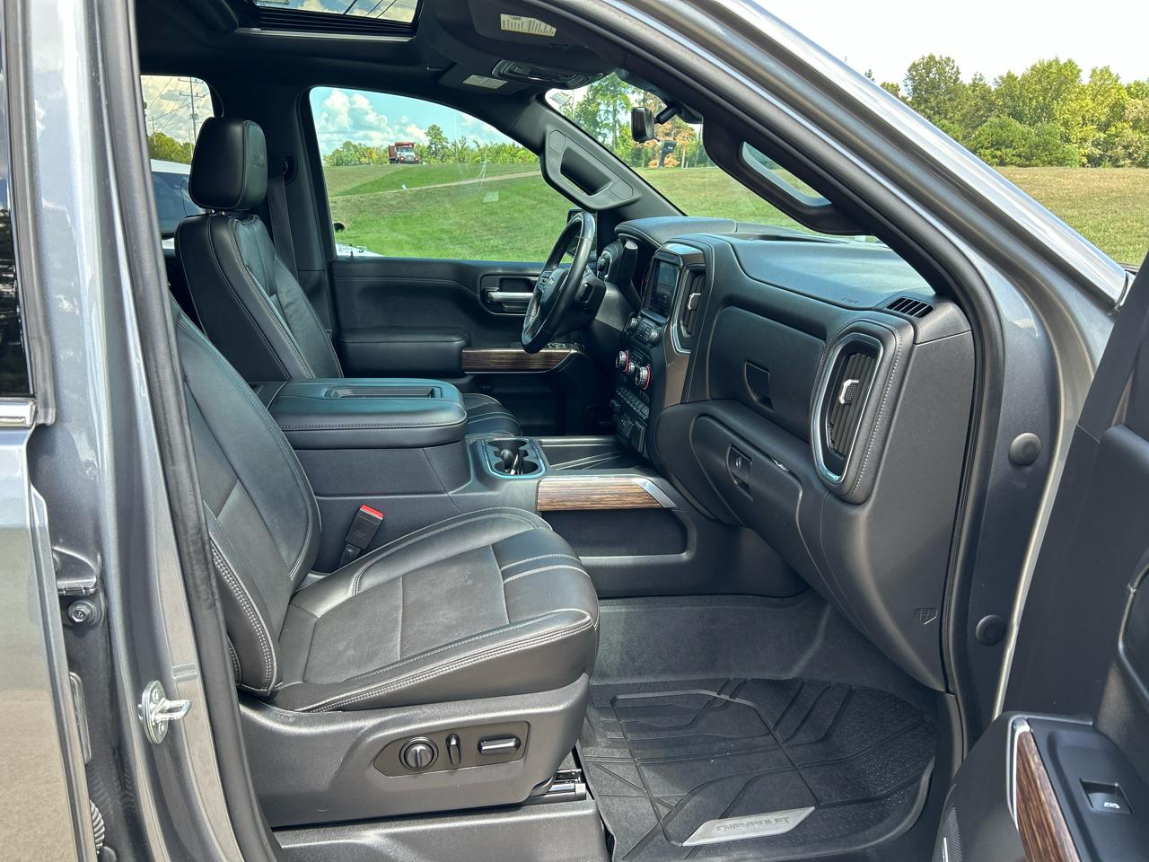 Chevrolet Silverado 1500 4WD Crew Cab 147" High Country 2021