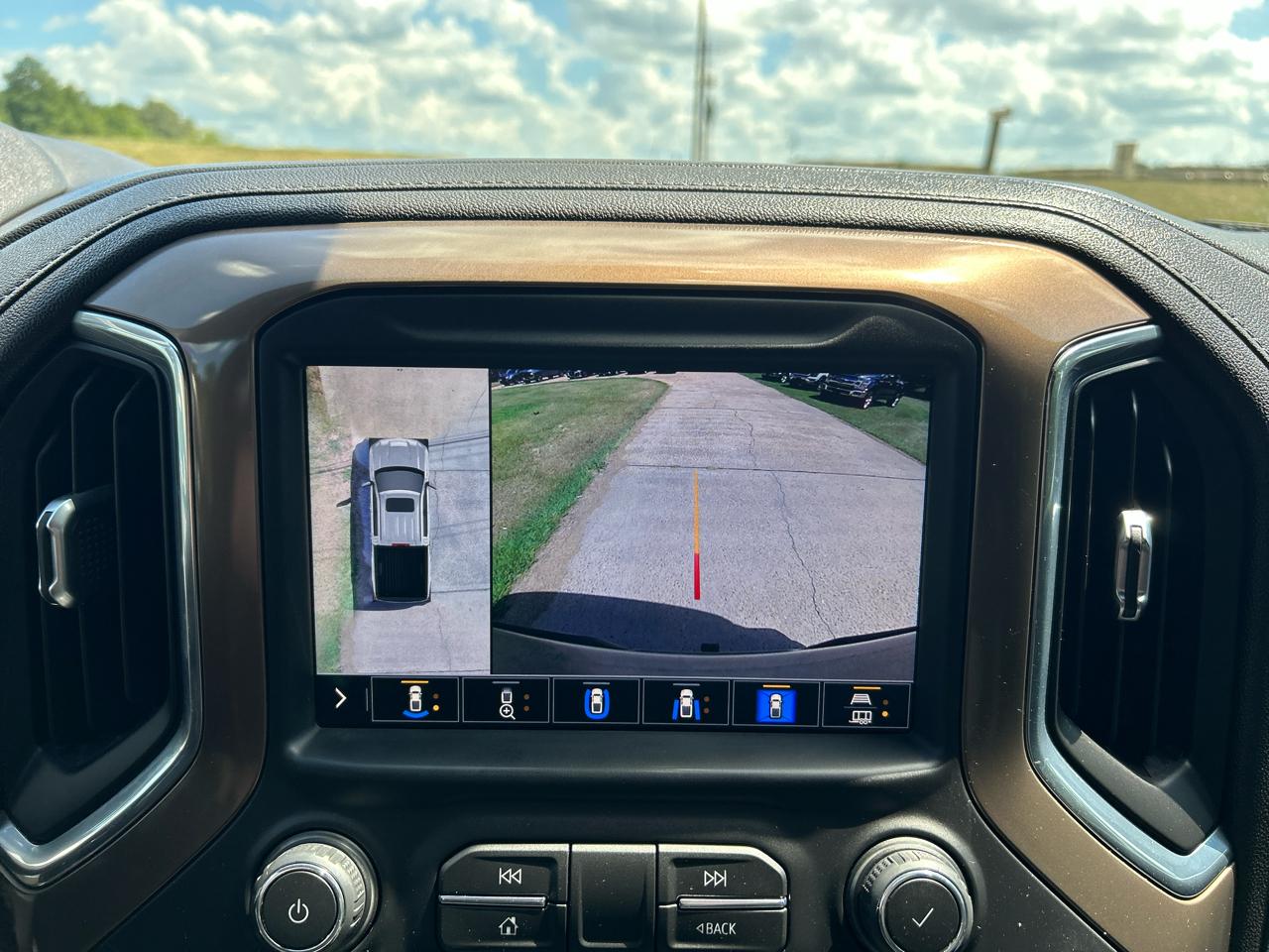 Chevrolet Silverado 1500 4WD Crew Cab 147" High Country 2021