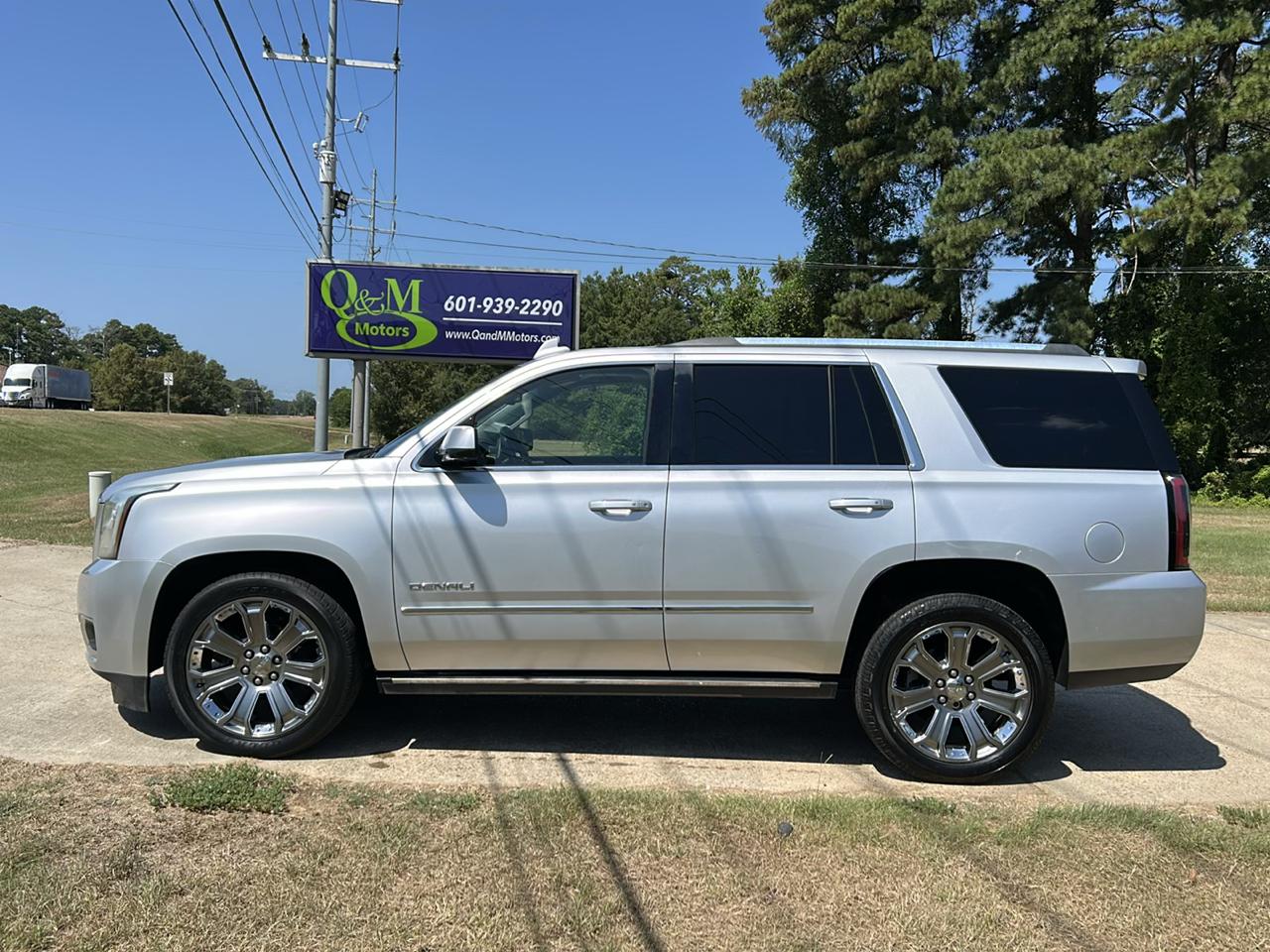 GMC Yukon 2WD 4dr Denali 2015