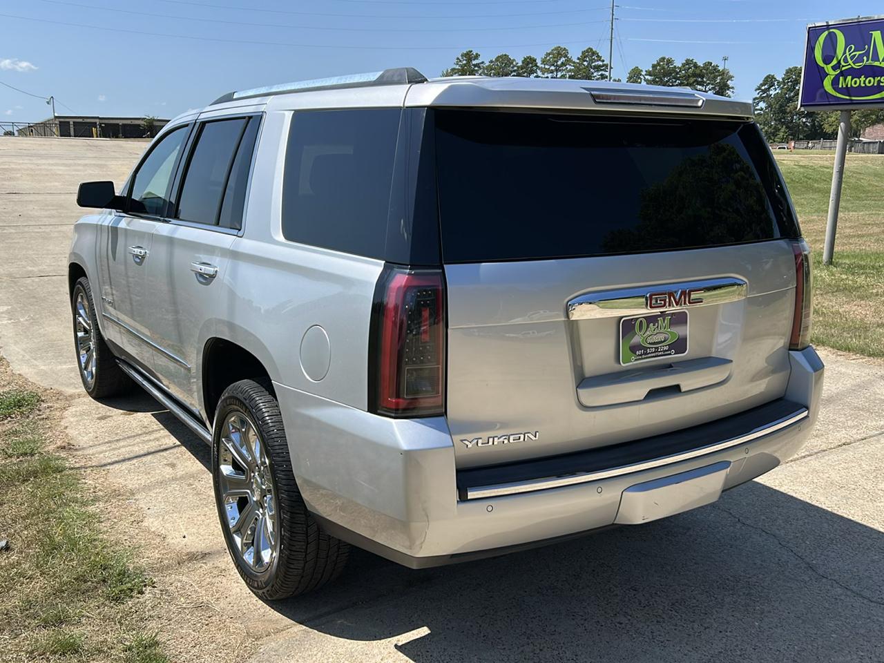 GMC Yukon 2WD 4dr Denali 2015