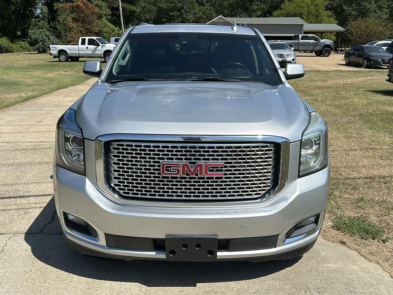 GMC Yukon 2WD 4dr Denali 2015