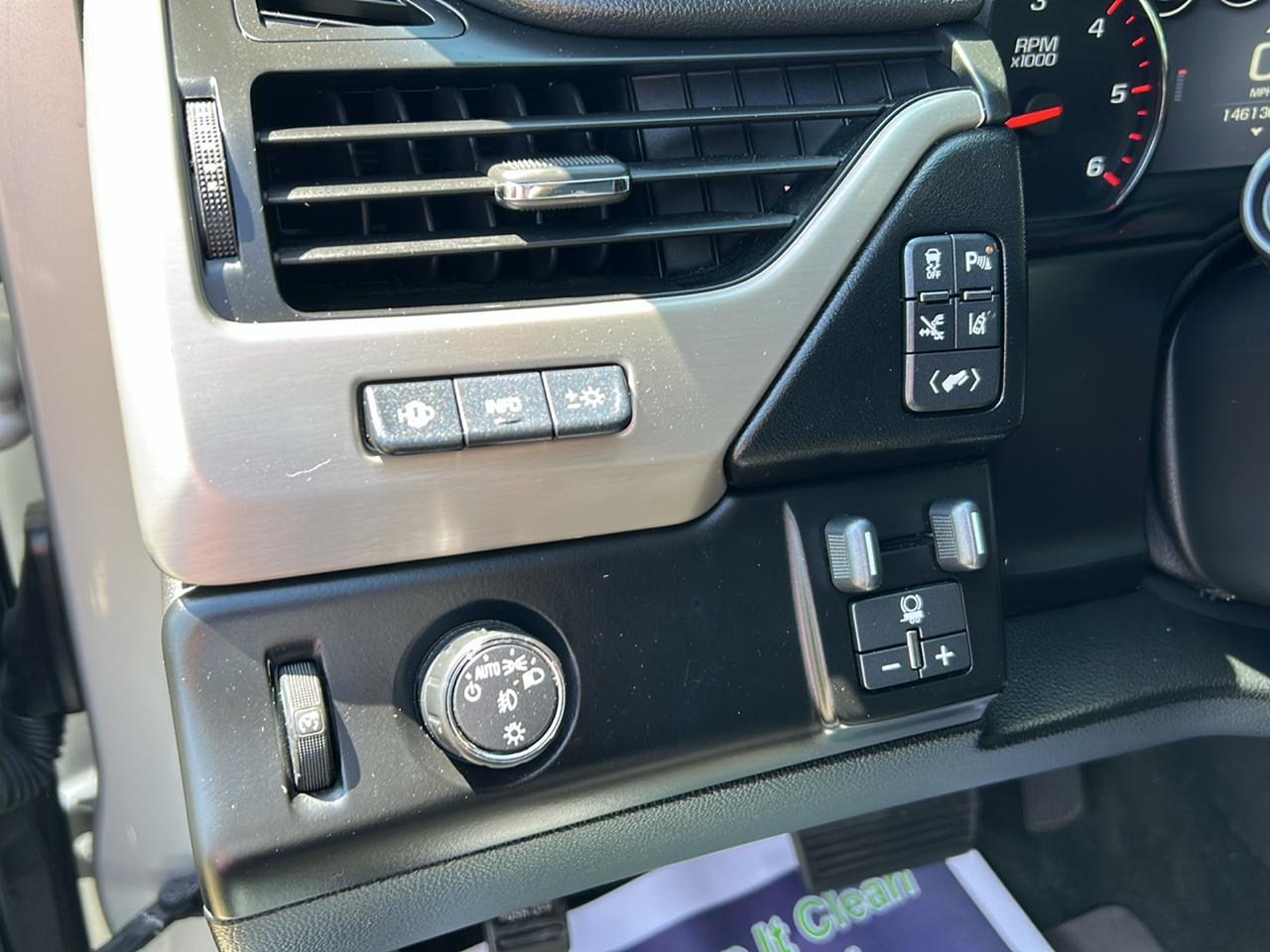 GMC Yukon 2WD 4dr Denali 2015