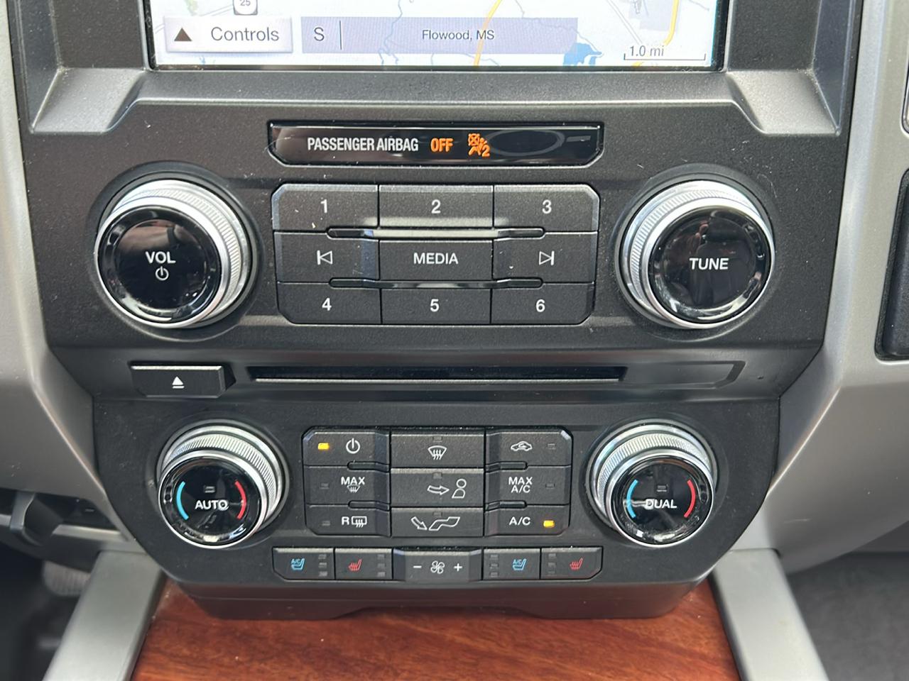 Ford F-150 King Ranch 4WD SuperCrew 5.5' Box 2017