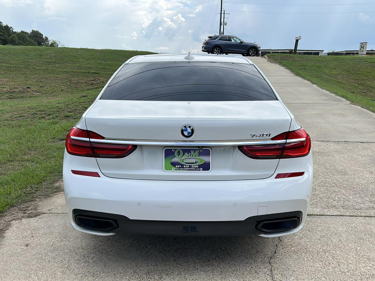 BMW 7 Series 740i Sedan 2017