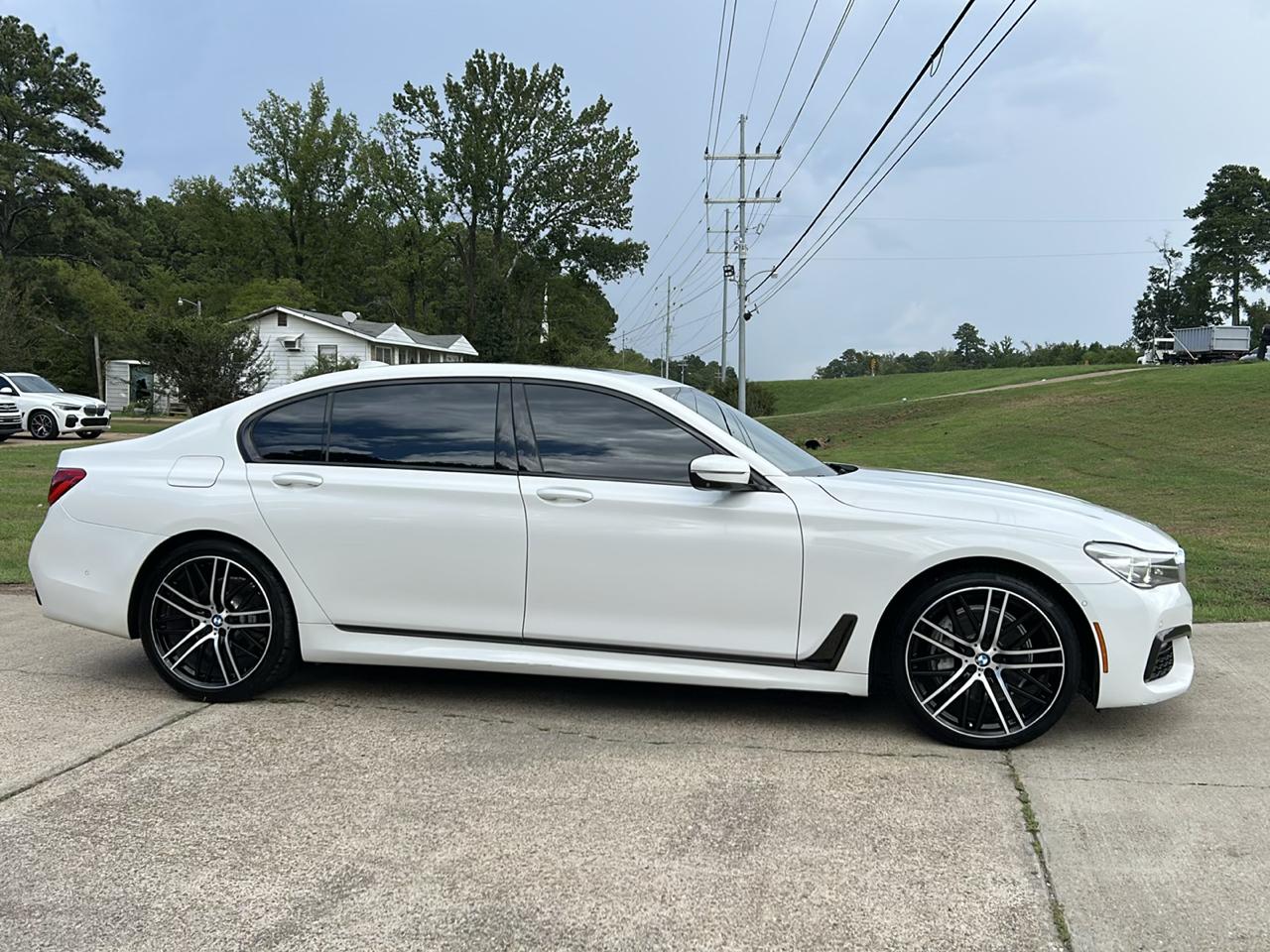 BMW 7 Series 740i Sedan 2017