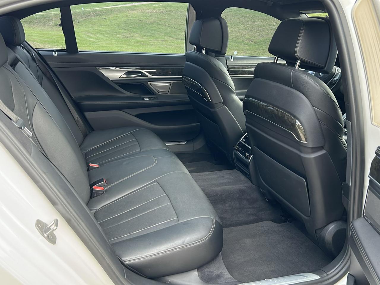 BMW 7 Series 740i Sedan 2017