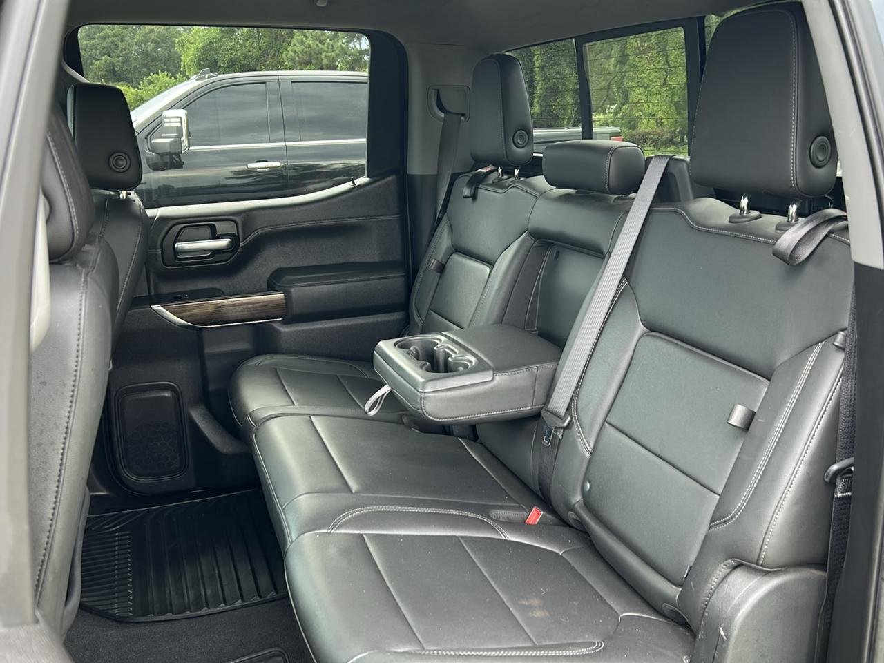 Chevrolet Silverado 1500 2WD Crew Cab 147" LT 2020