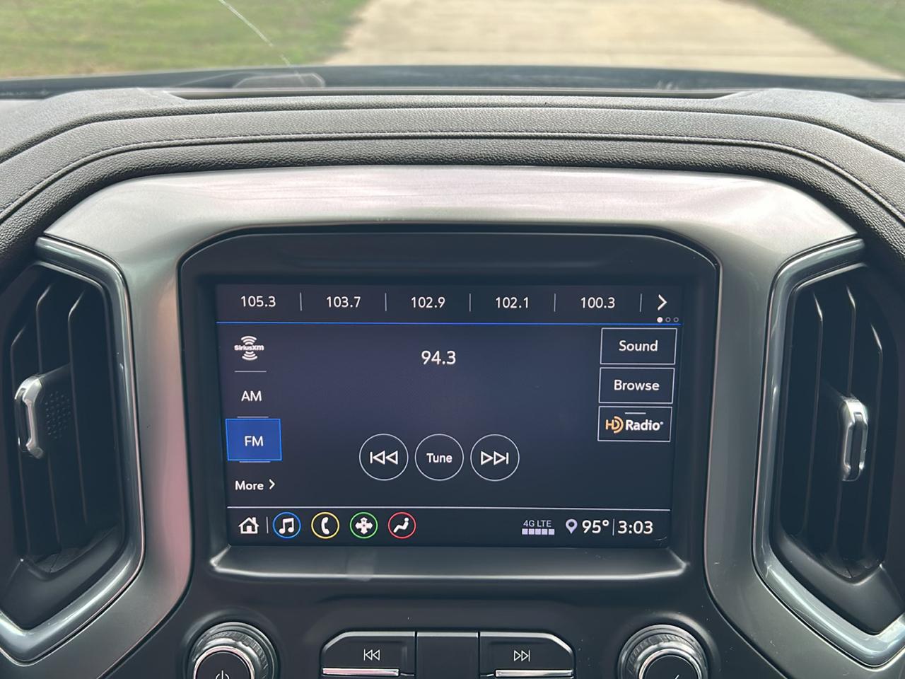 Chevrolet Silverado 1500 2WD Crew Cab 147" LT 2020