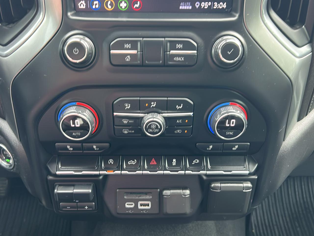 Chevrolet Silverado 1500 2WD Crew Cab 147" LT 2020