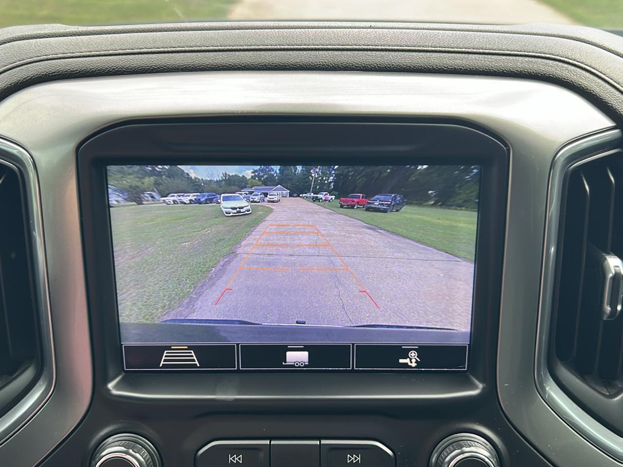 Chevrolet Silverado 1500 2WD Crew Cab 147" LT 2020