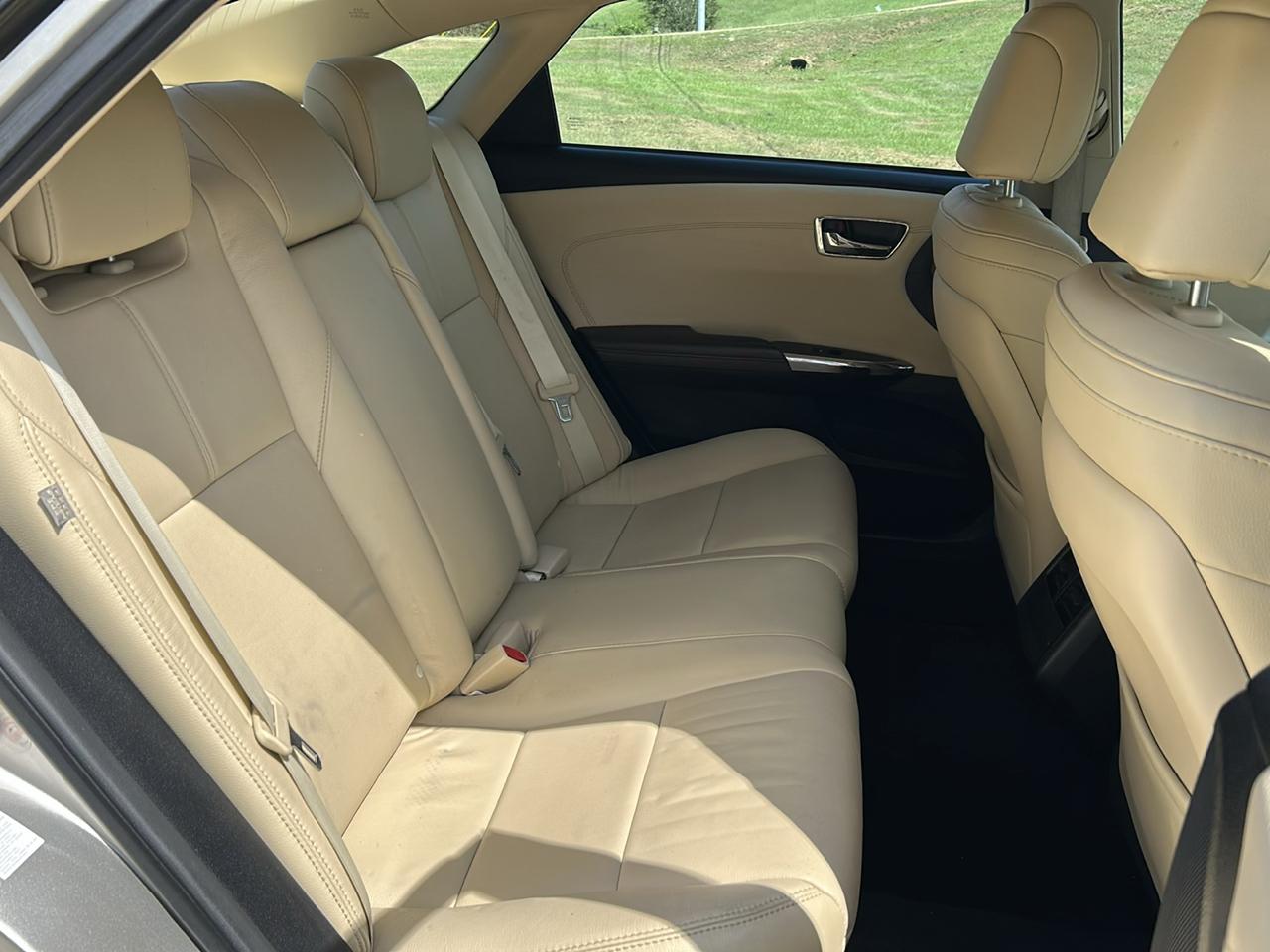 Toyota Avalon 4dr Sdn XLE Premium (Natl) 2013