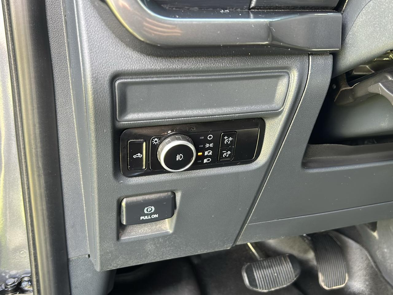 Ford F-150 4WD Reg Cab 126" STX 2024