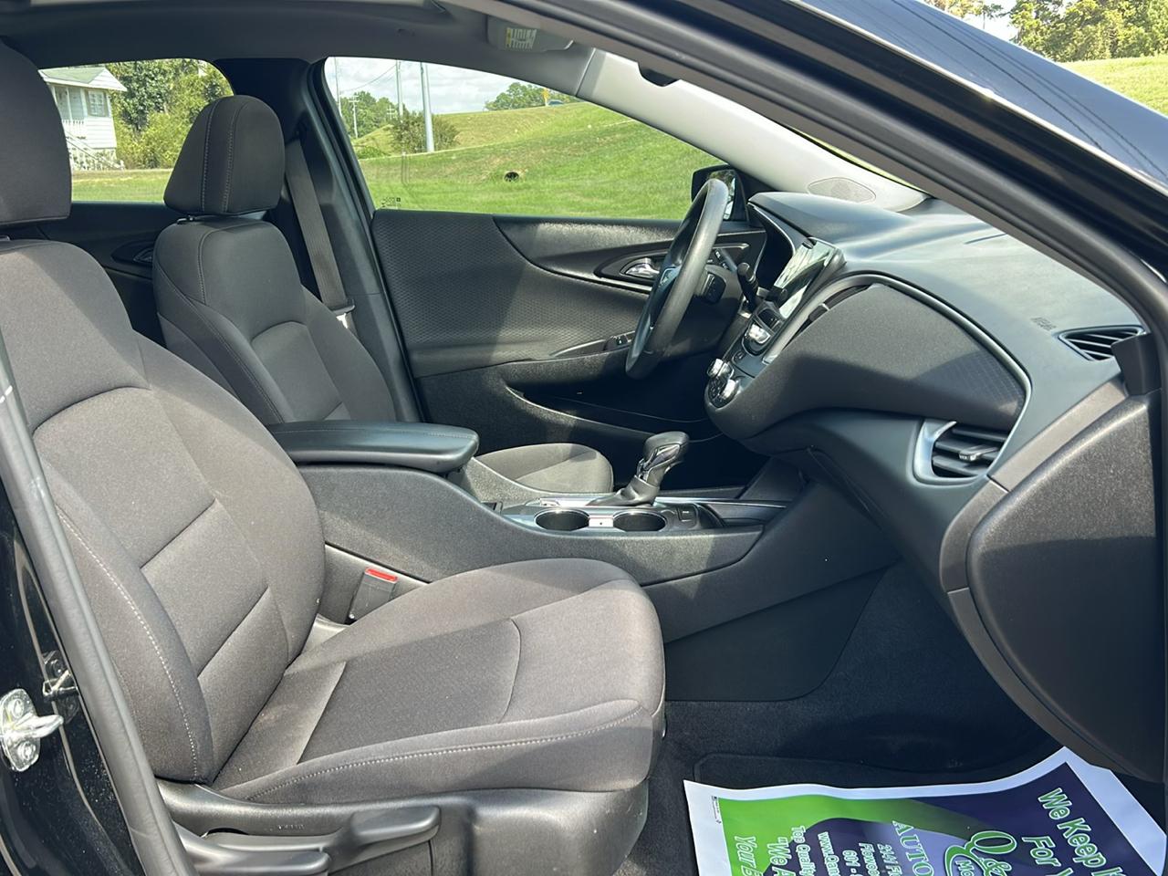 Chevrolet Malibu 4dr Sdn LT 2022