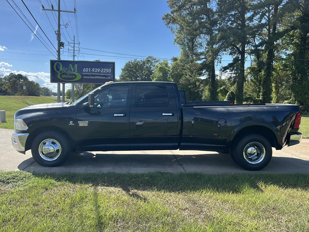 Dodge Ram 3500 2WD Crew Cab 169" SLT 2010
