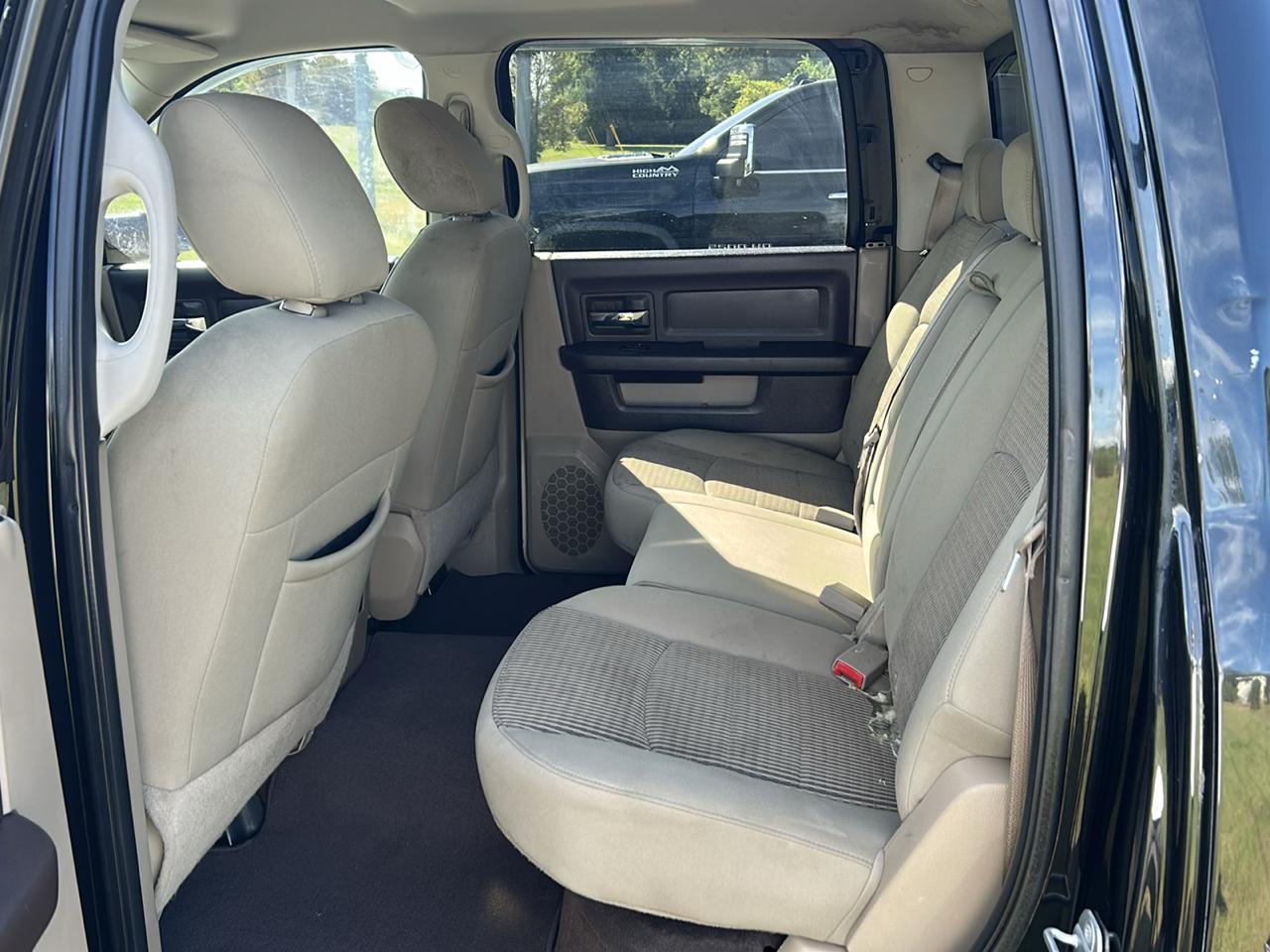 Dodge Ram 3500 2WD Crew Cab 169" SLT 2010