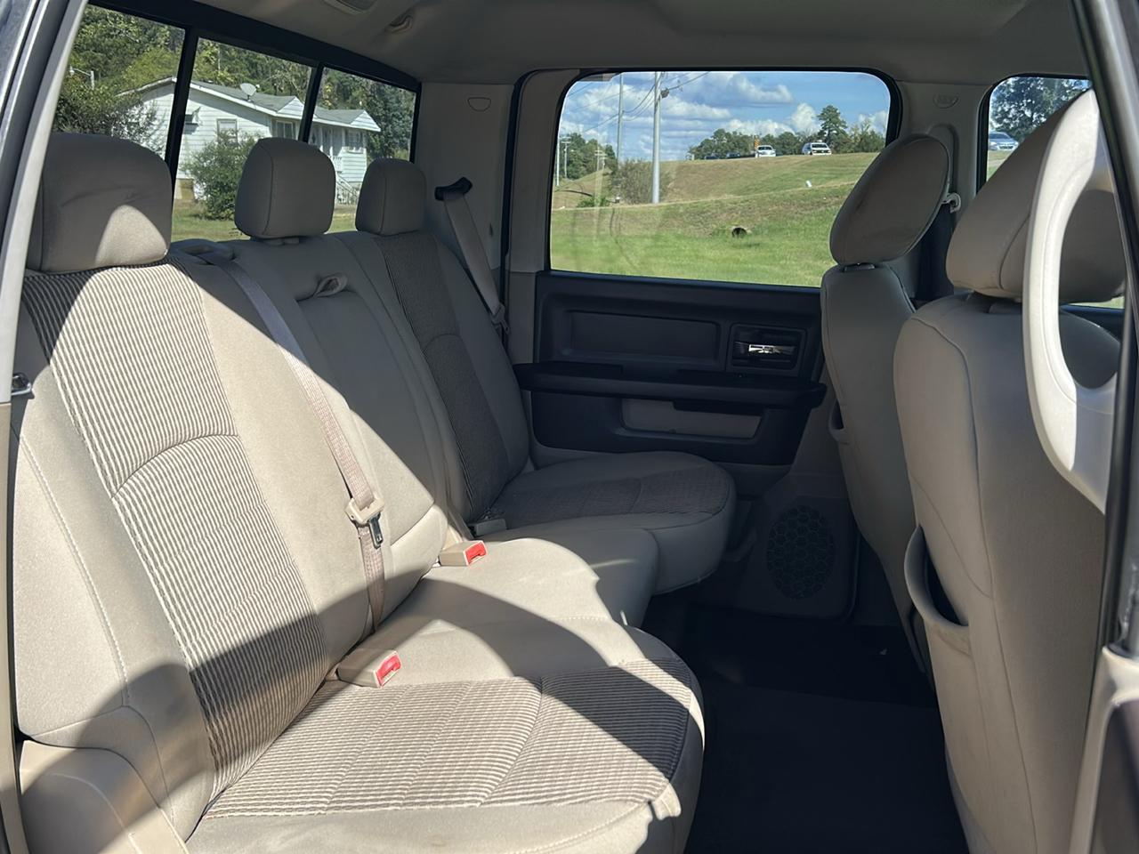 Dodge Ram 3500 2WD Crew Cab 169" SLT 2010