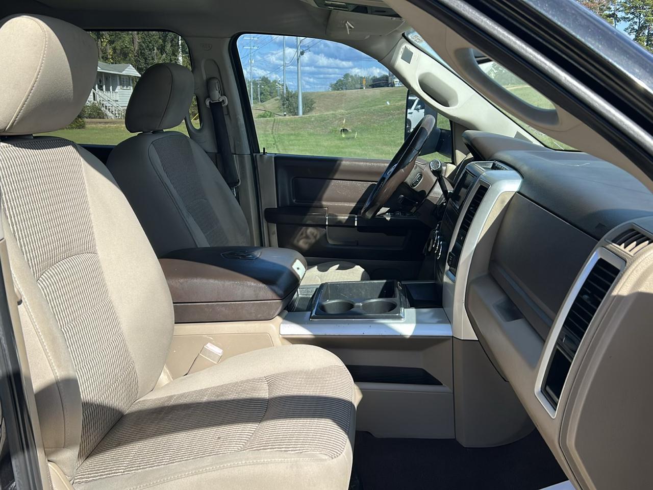 Dodge Ram 3500 2WD Crew Cab 169" SLT 2010