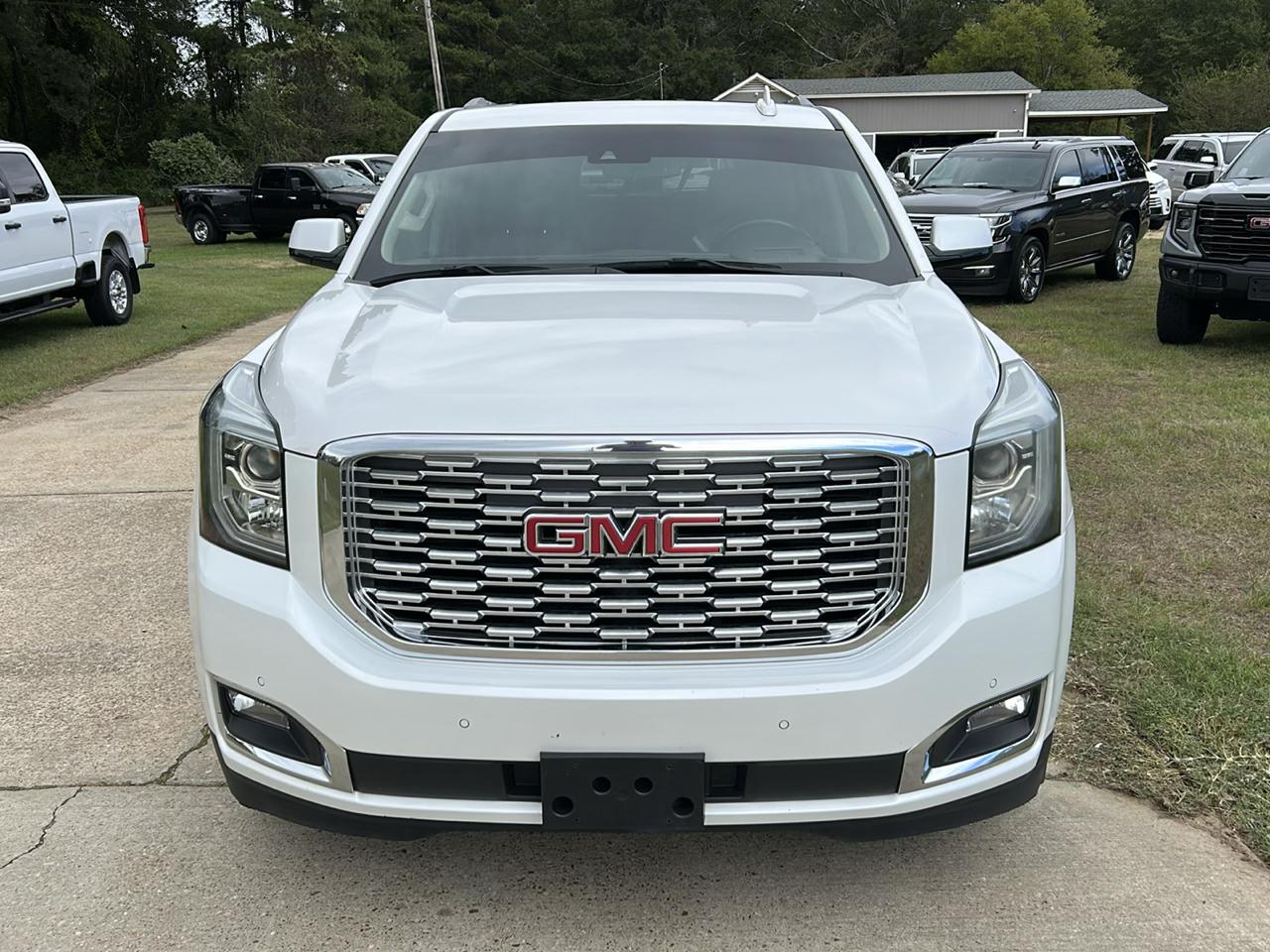 GMC Yukon 2WD 4dr Denali 2019