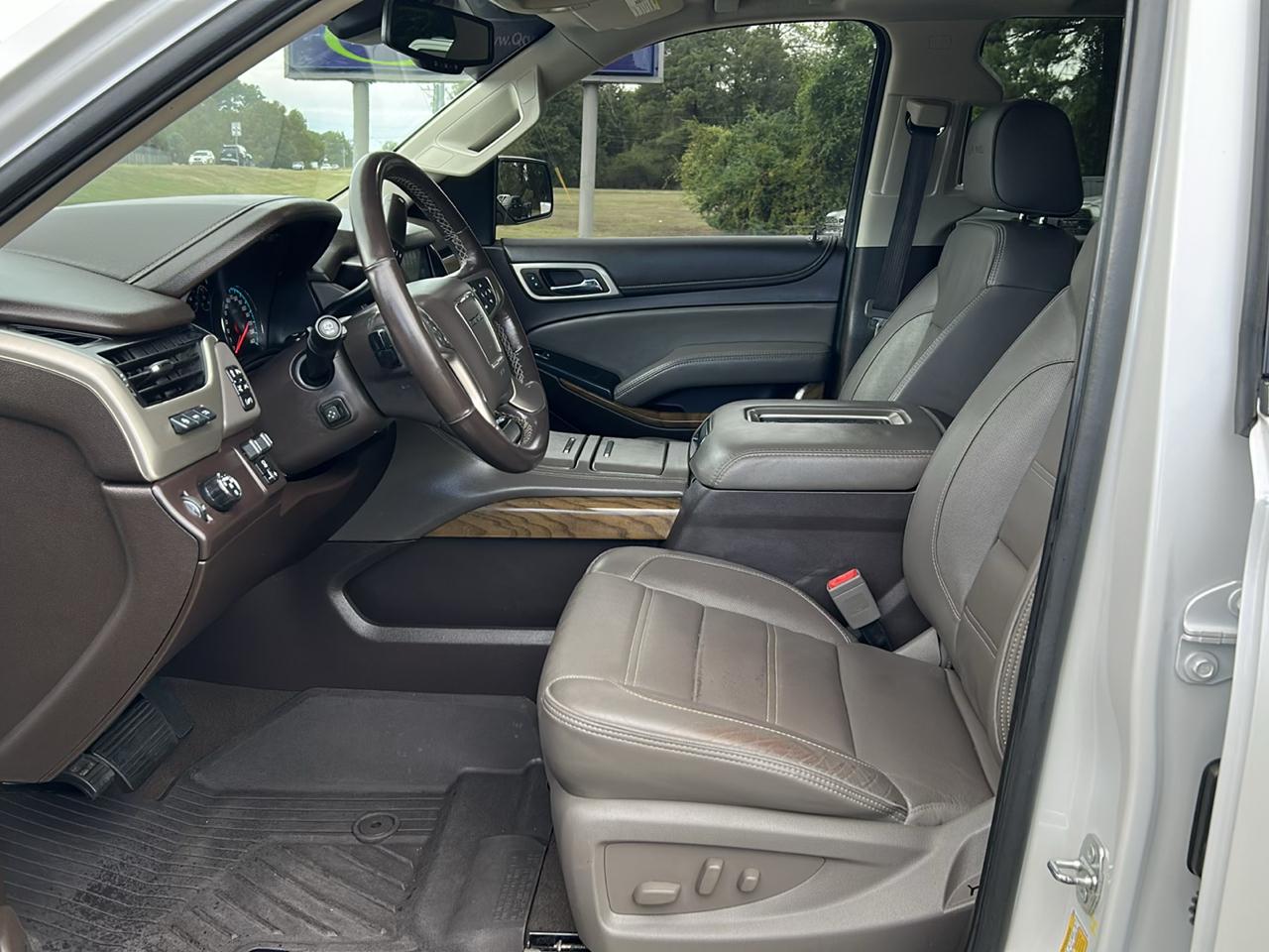 GMC Yukon 2WD 4dr Denali 2019