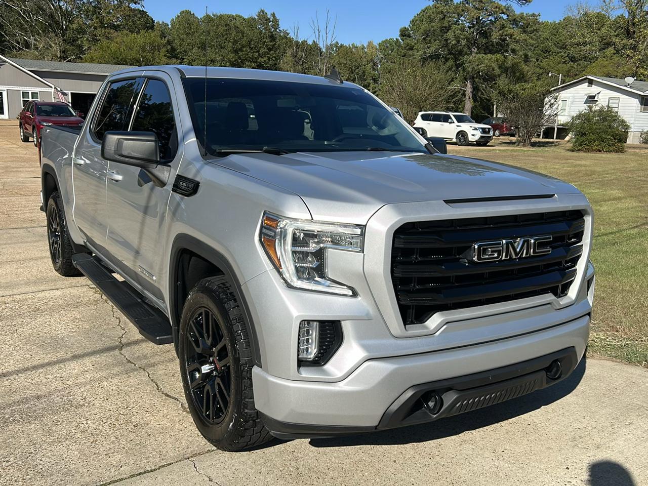 GMC Sierra 1500 4WD Crew Cab 147" Elevation w/3SB 2021
