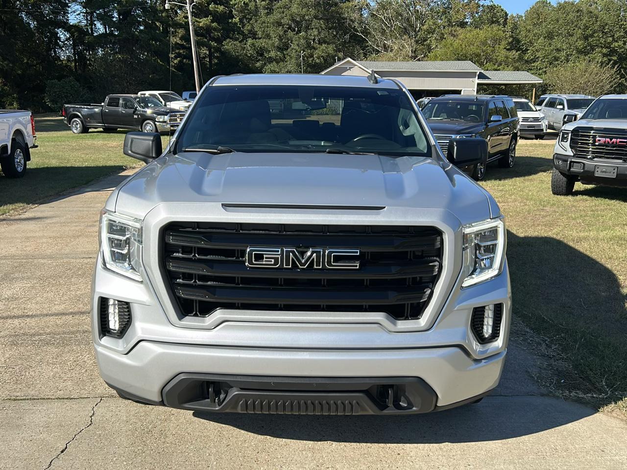 GMC Sierra 1500 4WD Crew Cab 147" Elevation w/3SB 2021