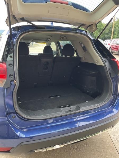 Nissan Rogue  2020