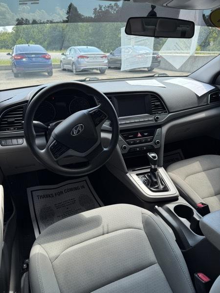 Hyundai Elantra SE 2017