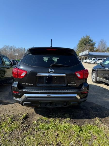 Nissan Pathfinder S 2017