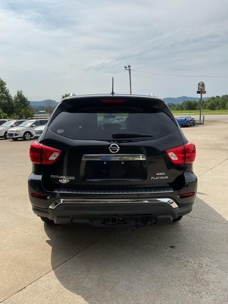 Nissan Pathfinder  2017