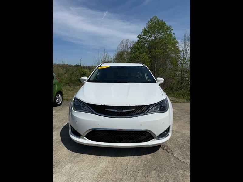 Chrysler Pacifica  2017
