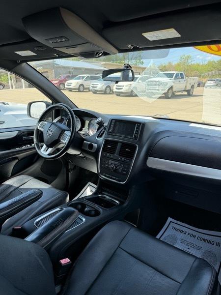 Dodge Grand Caravan R/T 2016