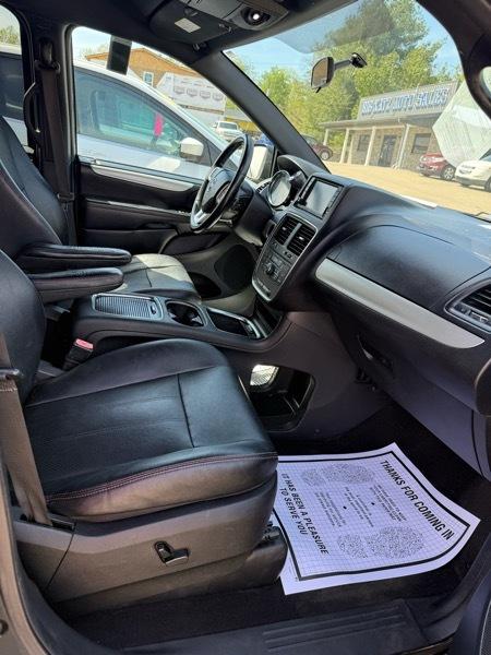 Dodge Grand Caravan R/T 2016