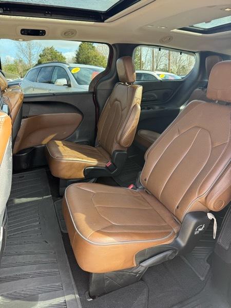 Chrysler Pacifica Limited 2017