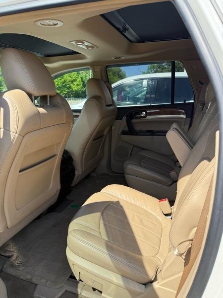 Buick Enclave  2010