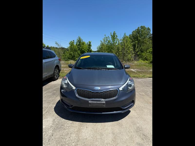 2015 Kia Forte LX AT's photo