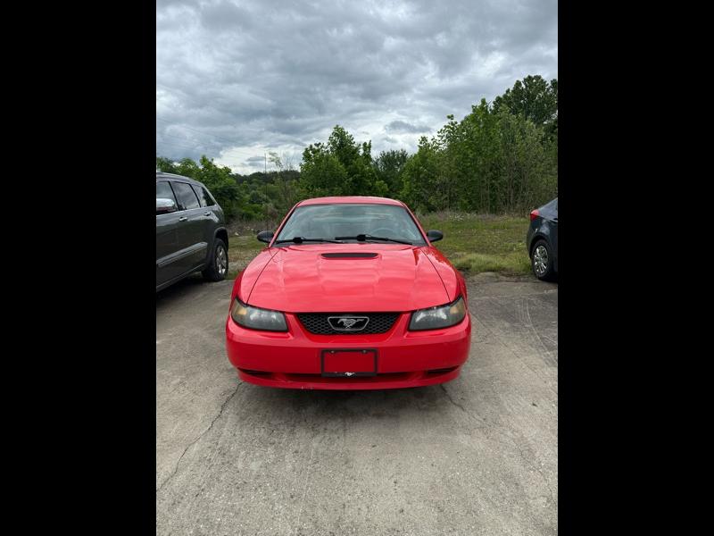2001 Ford Mustang Deluxe's photo