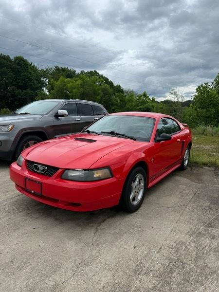 Ford Mustang  2001