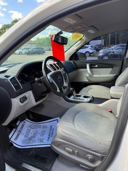 GMC Acadia  2011