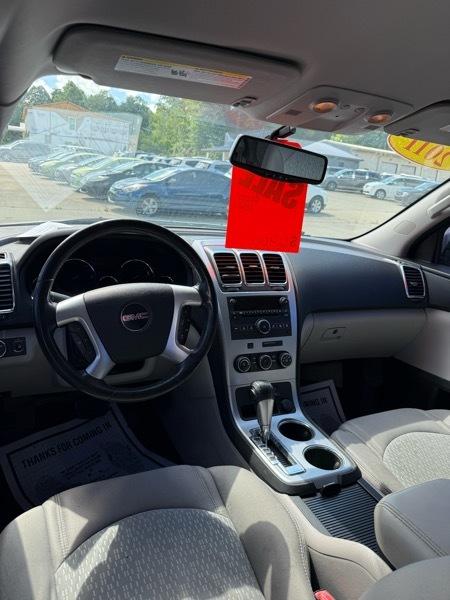 GMC Acadia  2011