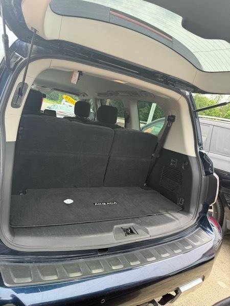 Nissan Armada SV 2018