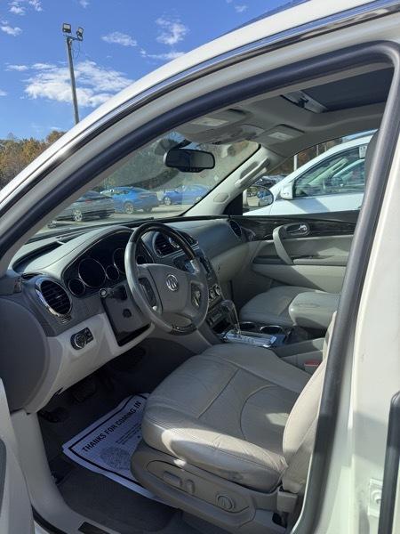 Buick Enclave FWD 4dr Leather 2013