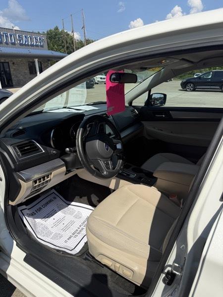 Subaru Legacy  2015