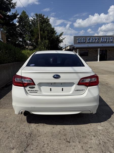 Subaru Legacy  2015