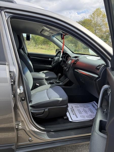 Kia Sorento LX 2013