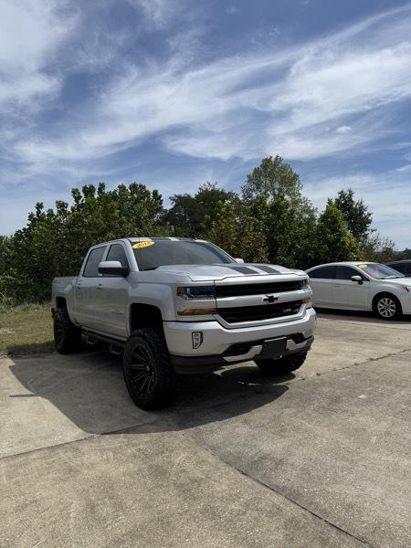 Chevrolet Silverado 1500  2018