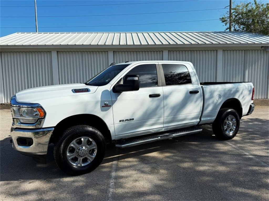 2024 RAM 2500 Tradesman Crew Cab SWB 4WD